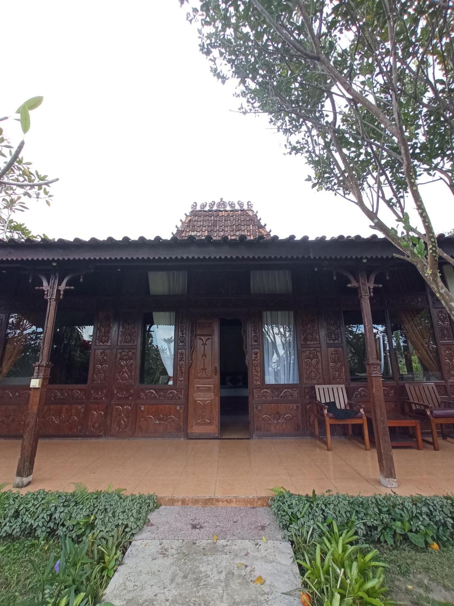 Kampoeng Joglo Abangan Ubud Esterno foto